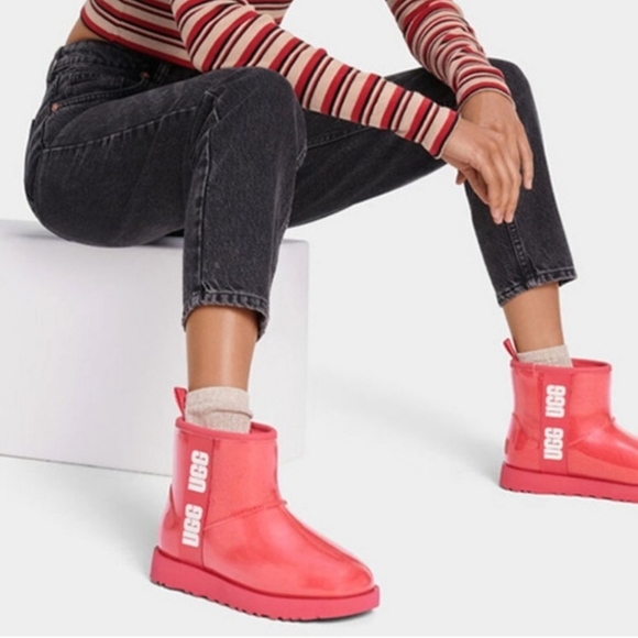 UGG Classic Mini Waterproof Clear Boot Hibiscus Pink Sz 8 - Picture 1 of 7